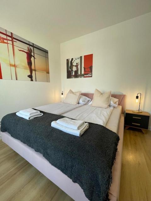 Terminal Family Airport Hostel Poznan