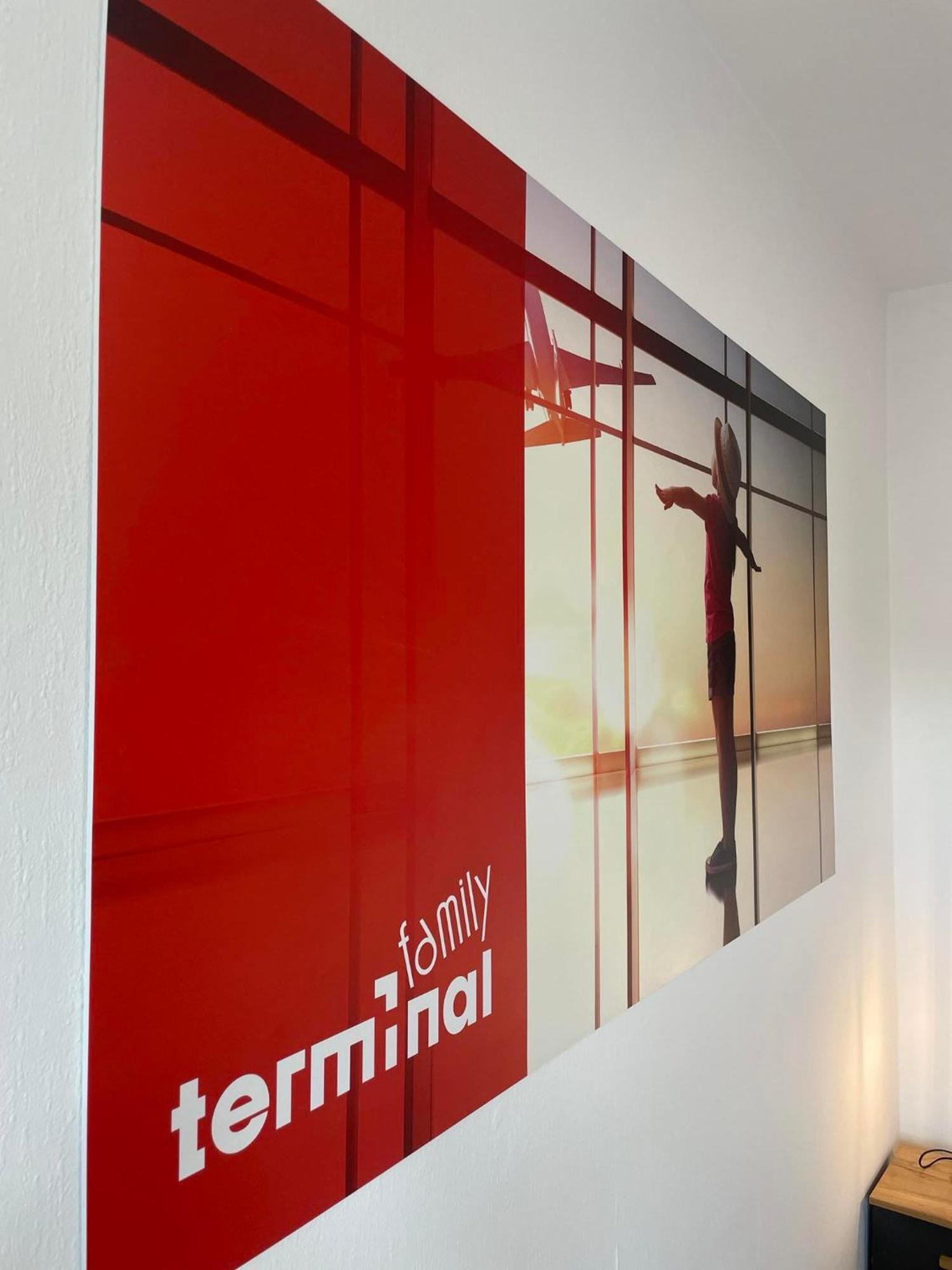 Terminal Family Airport Hostel Poznan
